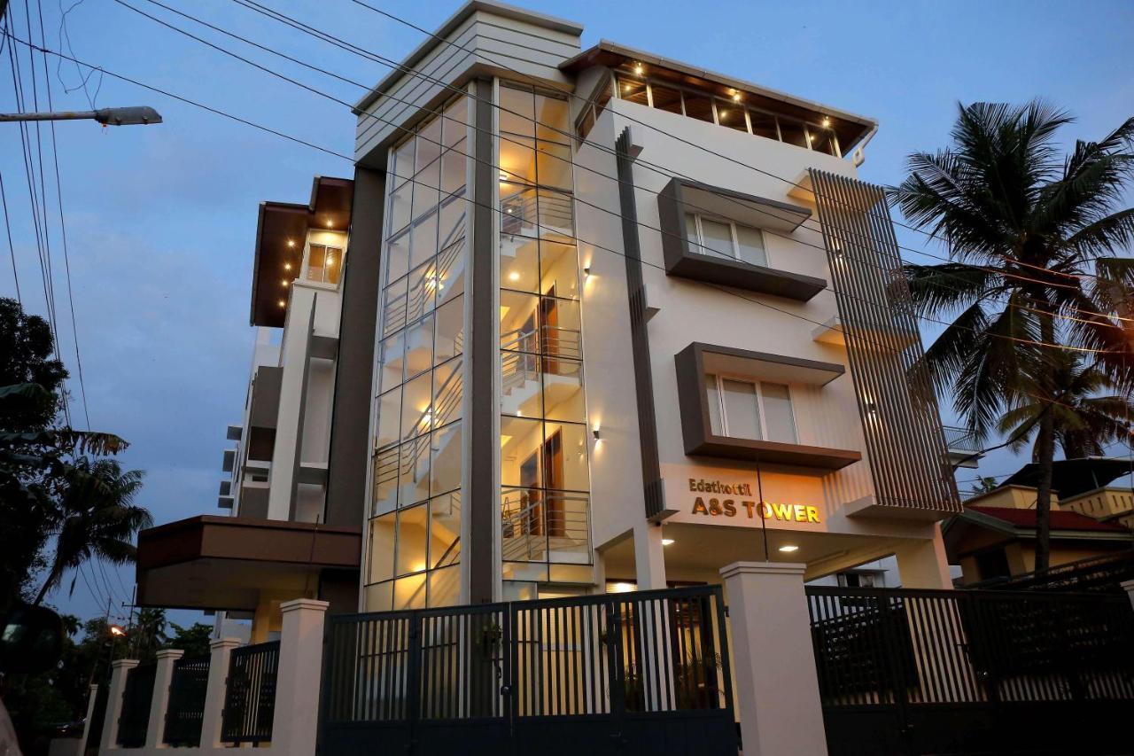 Отель Kira Palace Residency Эрнакулам Экстерьер фото